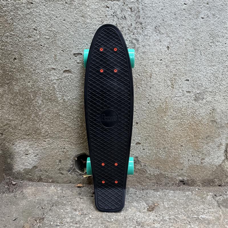 ペニー　PENNY クラシック22 Penny ペニー 正規品 PENNY 22inch BLACKOUT - FESN / LIBE